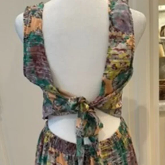 Ladies colorful summer halter dress - short with back tie - Size M - Picture 2 of 3